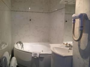 thumbnail: Bathroom
