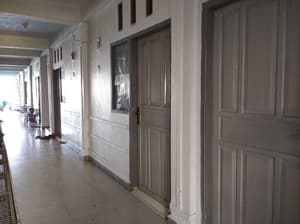 thumbnail: Exterior