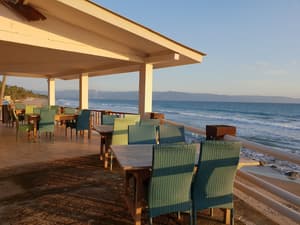 thumbnail: Outdoor dining