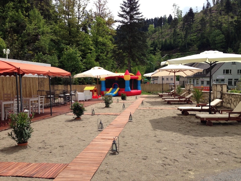 Children's play area - outdoor