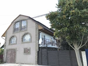 thumbnail: Property entrance