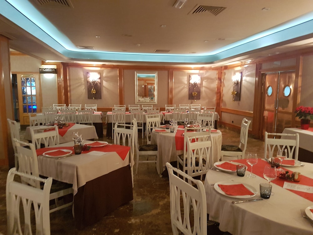 Restaurant-cafeteria