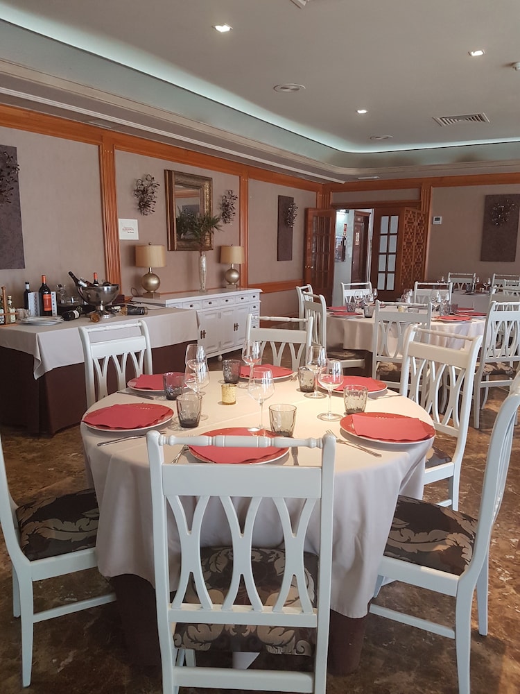 Restaurant-cafeteria