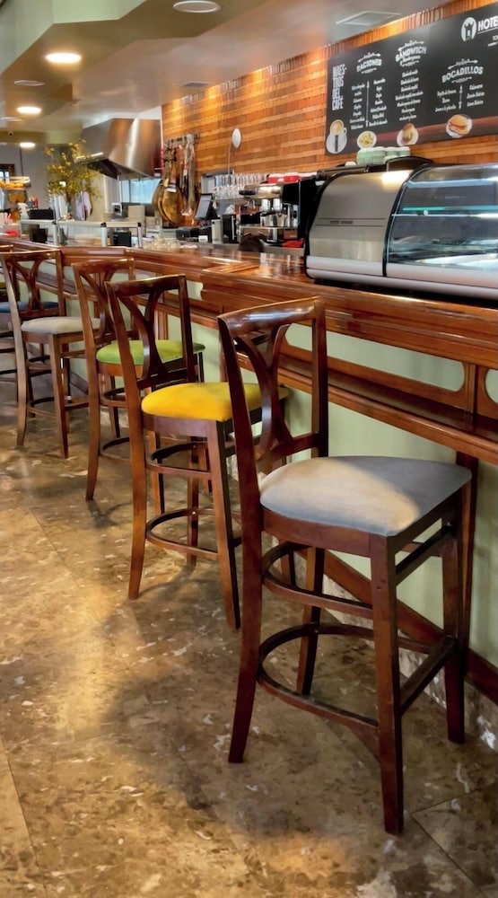 Restaurant-cafeteria