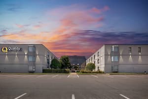 thumbnail: Exterior
