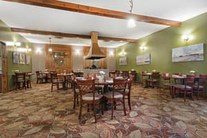 thumbnail: Restaurant
