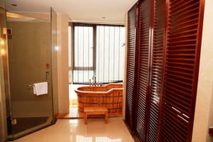 thumbnail: Bathroom