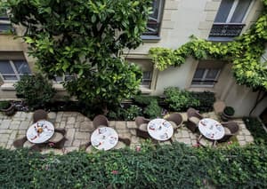 thumbnail: Breakfast area