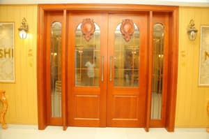 thumbnail: Interior entrance