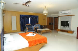 thumbnail: Room