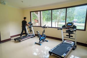 thumbnail: Gym