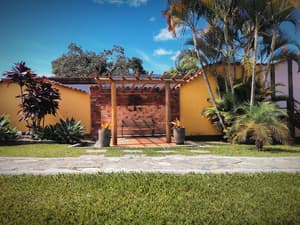 thumbnail: Front of property