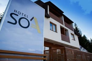 thumbnail: Front of property