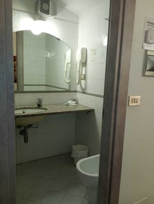 thumbnail: Bathroom