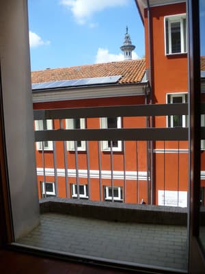 thumbnail: Exterior