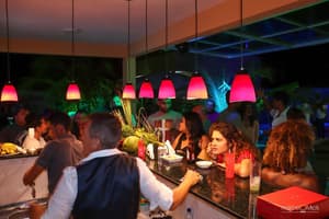 thumbnail: Bar (on property)
