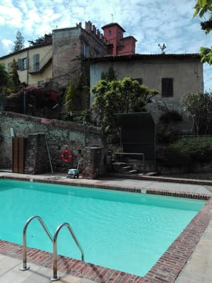 thumbnail: Outdoor pool