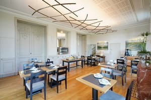thumbnail: Breakfast area