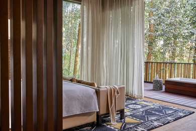 Guest Room,Queen bed,Suite,Honeymoon,On-Site,Double Room