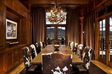 Dining,Dining Area,Restaurant,On-Site