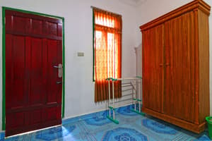 thumbnail: Interior