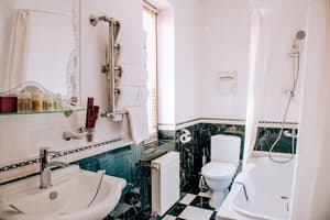 thumbnail: Bathroom