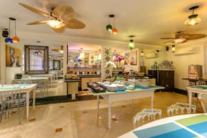 thumbnail: Breakfast area