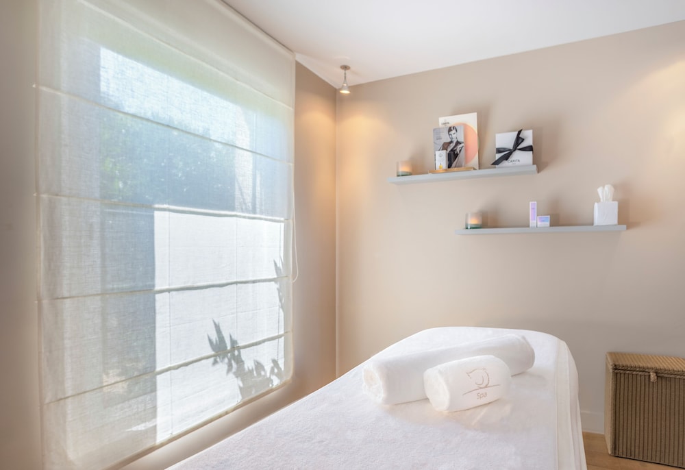 Treatment room
