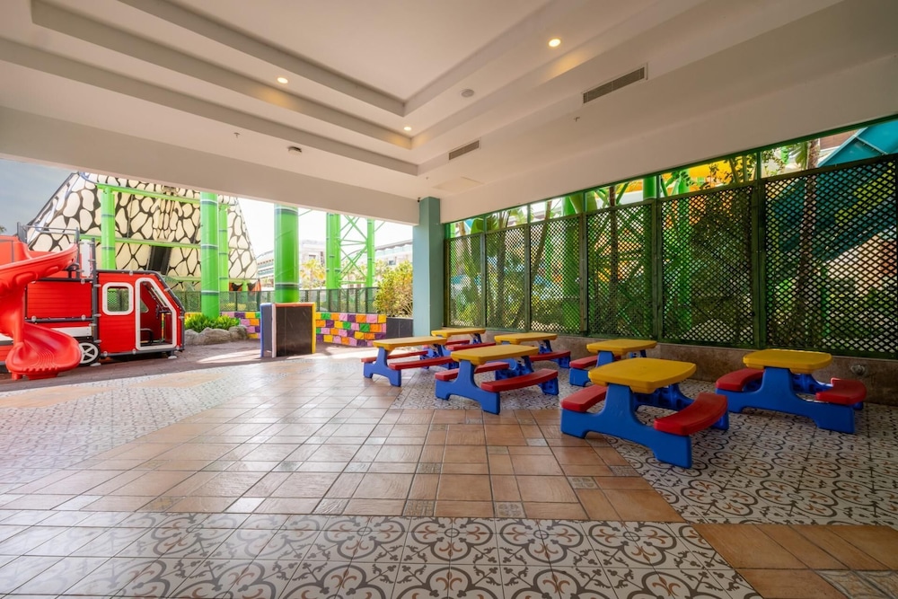 Children's play area - outdoor