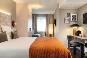 thumbnail: Room