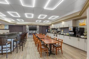 thumbnail: Breakfast area