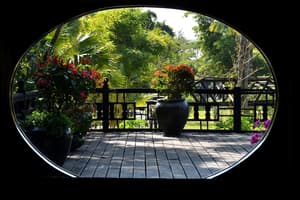 thumbnail: Interior detail