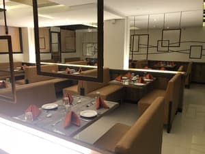 thumbnail: Restaurant