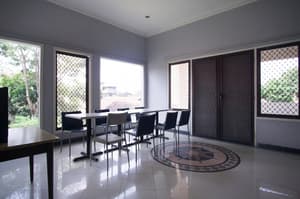 thumbnail: Interior