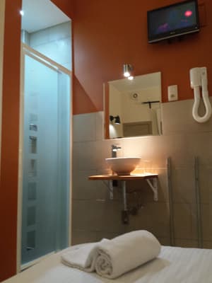 thumbnail: Bathroom