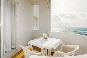 thumbnail: Terrace/patio