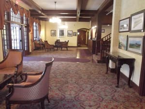 thumbnail: Lobby sitting area