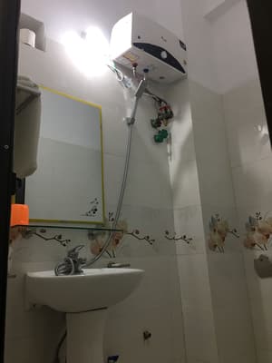 thumbnail: Bathroom