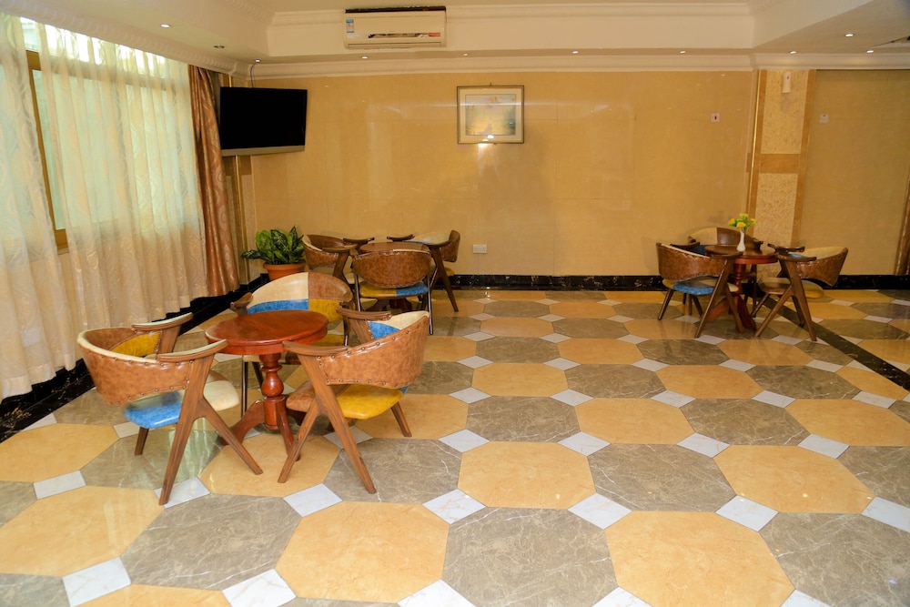 Restaurant-cafeteria