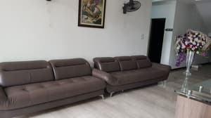 thumbnail: Lobby sitting area