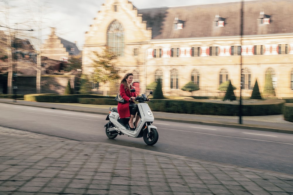 Scooter/moped