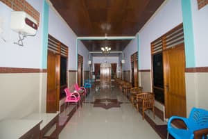 thumbnail: Interior