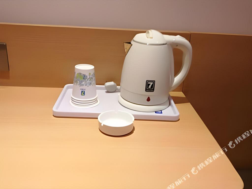 ca2d4eda971bccb28f5ae440c7ca135a.jpeg