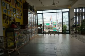 thumbnail: Interior