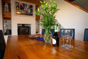 thumbnail: In-room dining