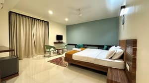 thumbnail: Room
