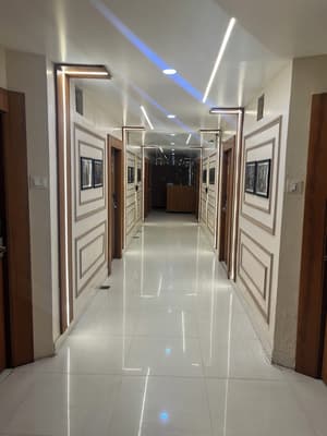 thumbnail: Hallway