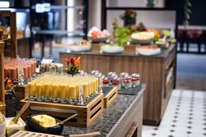 thumbnail: Breakfast area
