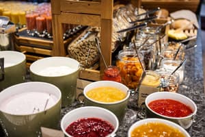 thumbnail: Breakfast area
