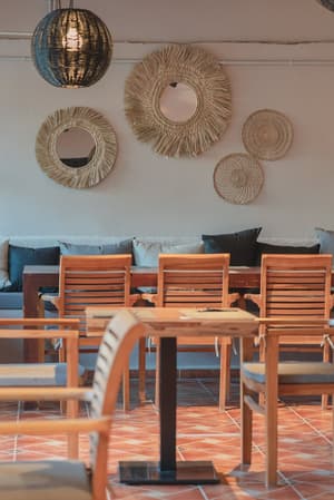 thumbnail: Breakfast area